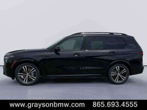 Used 2026 BMW X7 xDrive40i w/ Executive Package image 6