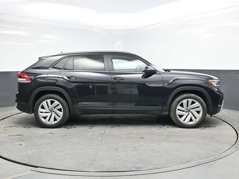 Used 2022 Volkswagen Atlas Cross Sport SE image 8