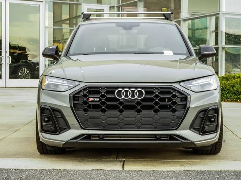Used 2021 Audi SQ5 Premium Plus w/ Premium Plus Package AWD/4WD image 7
