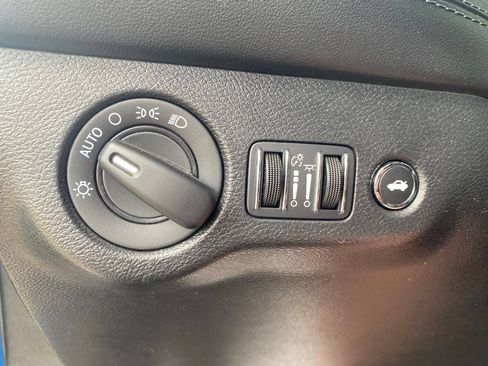Used 2023 Dodge Challenger R/T Scat Pack RWD image 17