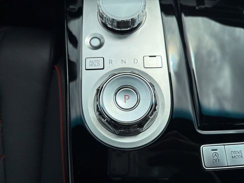 Used 2025 Genesis G80 3.5T Sport image 34