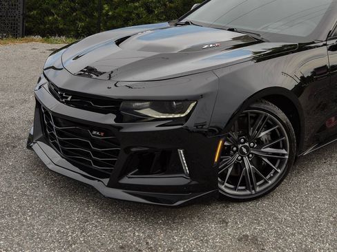 Used 2017 Chevrolet Camaro ZL1 RWD image 2