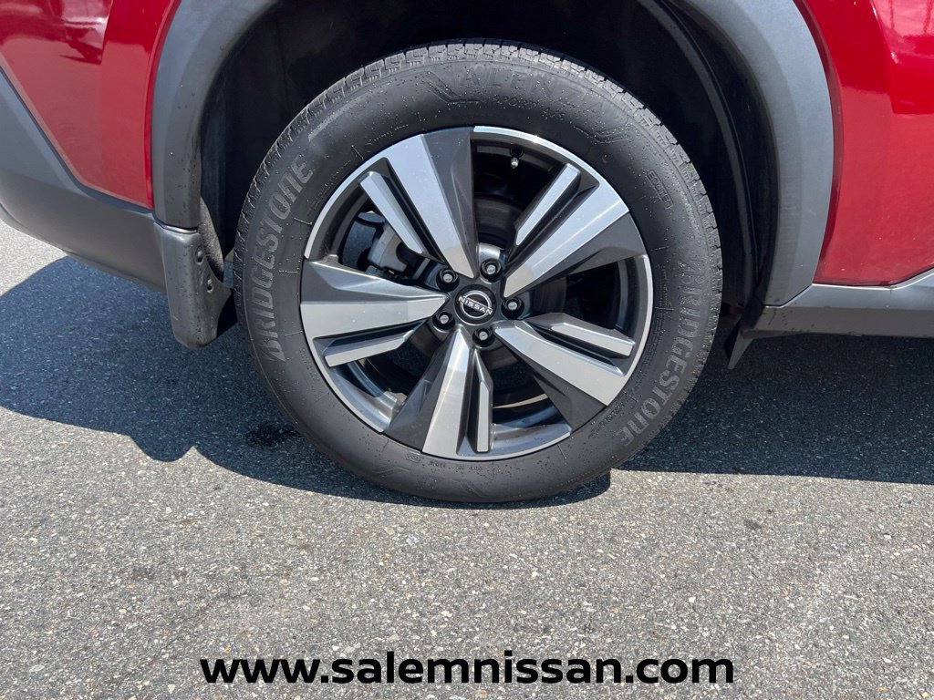 Certified 2023 Nissan Rogue SL AWD/4WD image 30
