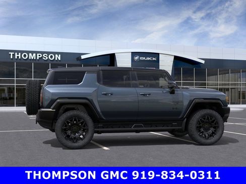 New 2025 GMC Hummer EV 3X w/ LPO, Dark Essentials Package image 5