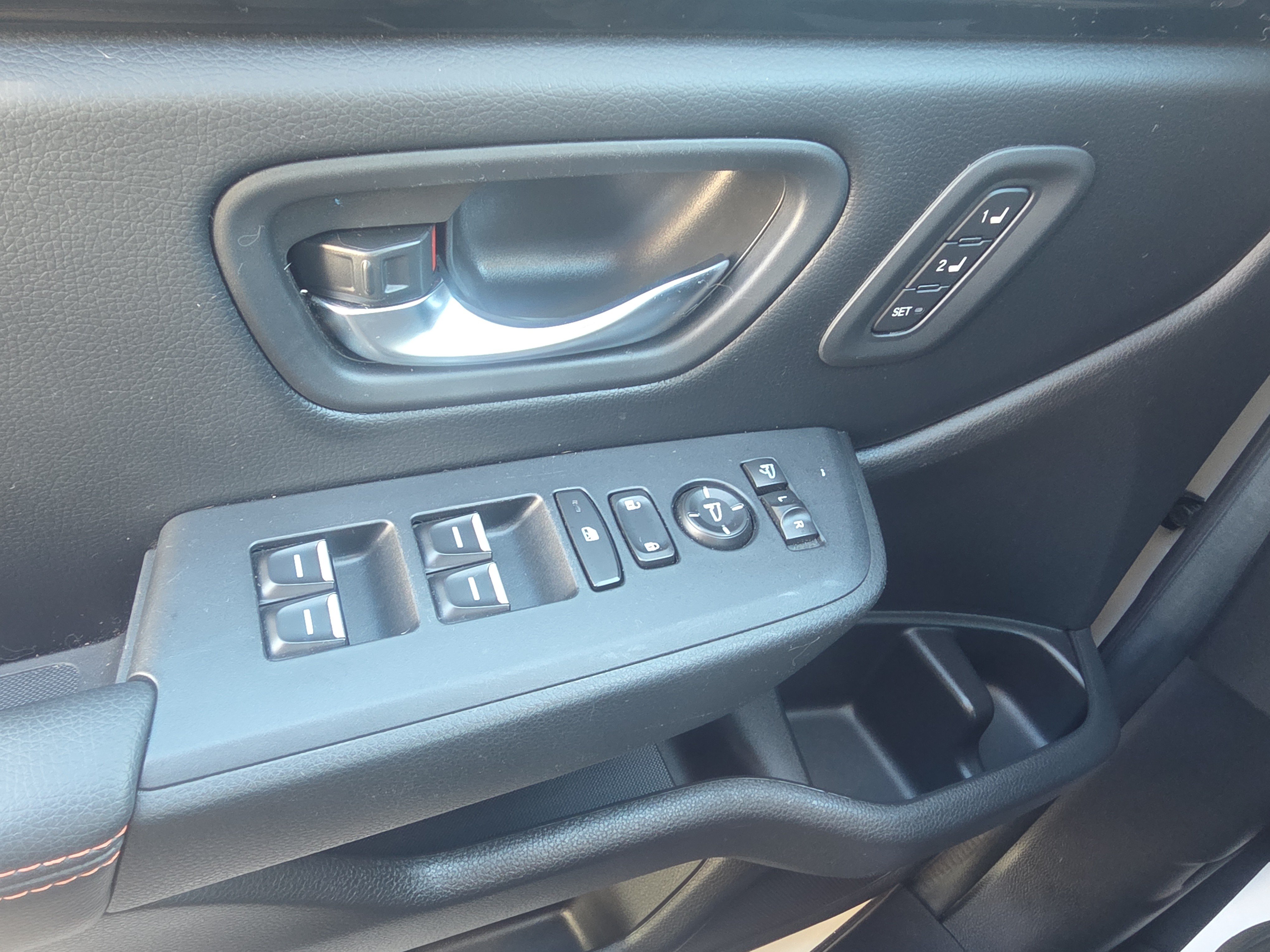 Used 2023 Honda Pilot TrailSport image 36