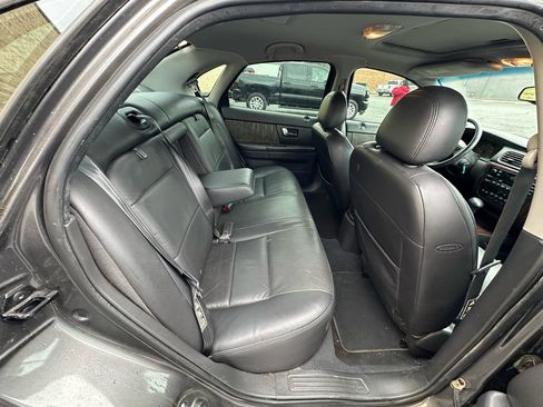 Used 2003 Ford Taurus SEL image 12