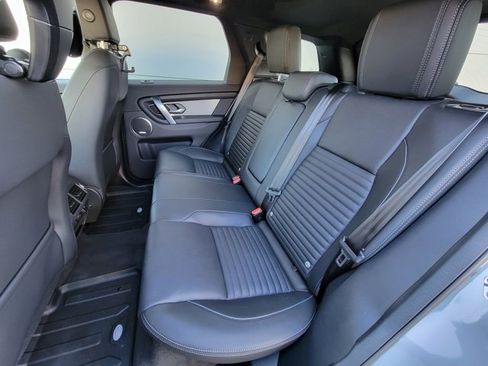 Used 2025 Land Rover Discovery Sport Dynamic SE image 20