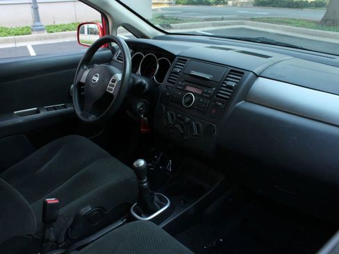 Used 2012 Nissan Versa 1.8 S w/ Plus Pkg FWD image 25