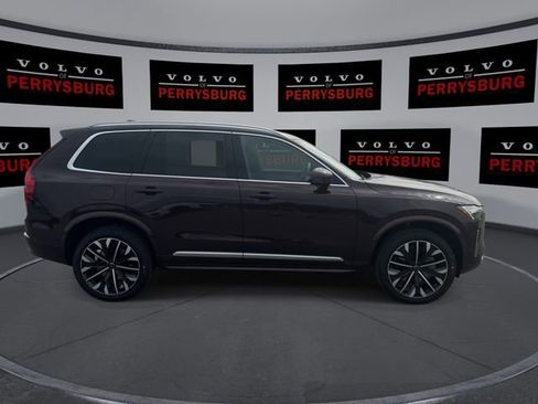 New 2026 Volvo XC90 B5 Plus AWD/4WD image 9