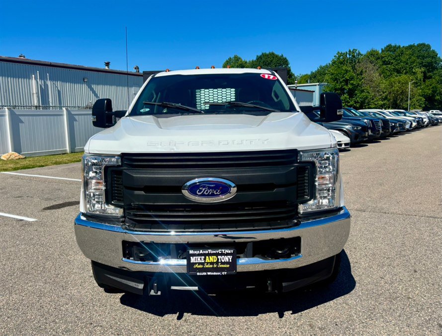 Used 2017 Ford F350 XL w/ Power Equipment Group AWD/4WD image 3