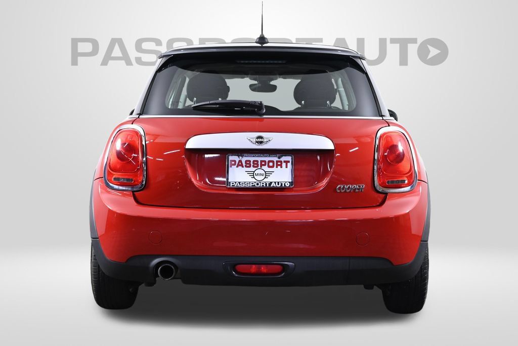 Used 2015 MINI Cooper 2-Door Hardtop FWD image 6
