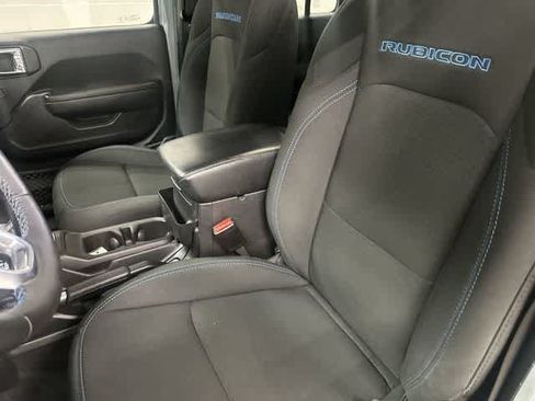 Used 2023 Jeep Wrangler Unlimited Rubicon 4xe w/ Cold Weather Group AWD/4WD image 10