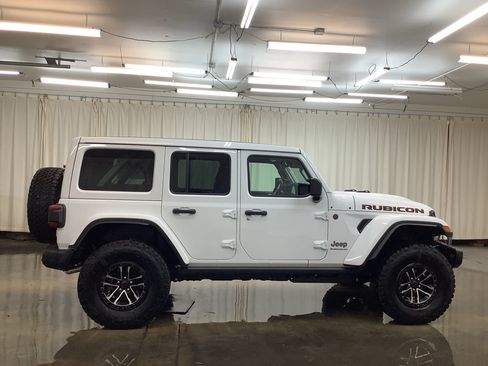 New 2026 Jeep Wrangler Unlimited Rubicon AWD/4WD image 4
