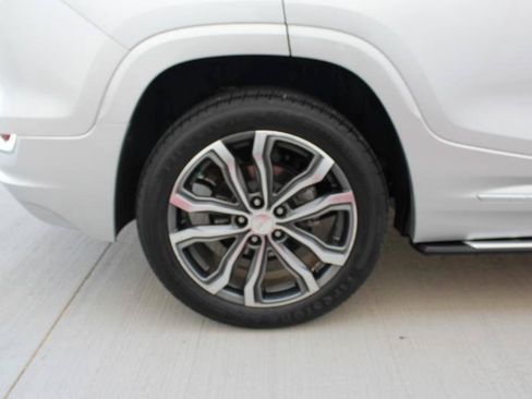 Used 2020 GMC Terrain Denali w/ Denali Premium Package AWD/4WD image 48