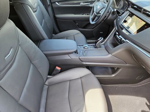 New 2026 Cadillac XT5 Sportv AWD/4WD image 10