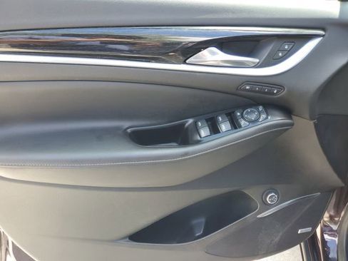 Used 2020 Buick Enclave Avenir w/ Avenir Technology Package FWD image 19