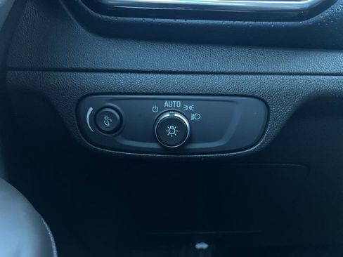 Used 2022 Chevrolet Bolt EUV Premier w/ Super Cruise Package image 19