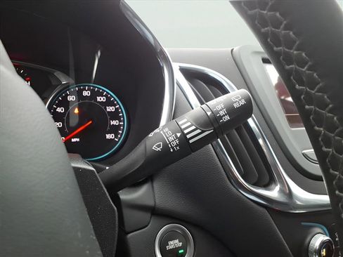 Used 2024 Chevrolet Equinox LT w/ LPO, Floor Liner Package image 16