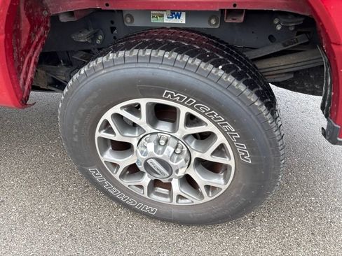 Used 2020 Ford F350 Lariat w/ FX4 Off-Road Package AWD/4WD image 24