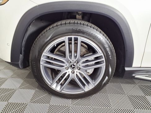 Used 2022 Mercedes-Benz GLS 450 4MATIC image 7