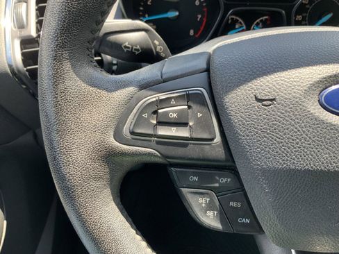 Used 2019 Ford Escape Titanium FWD image 28