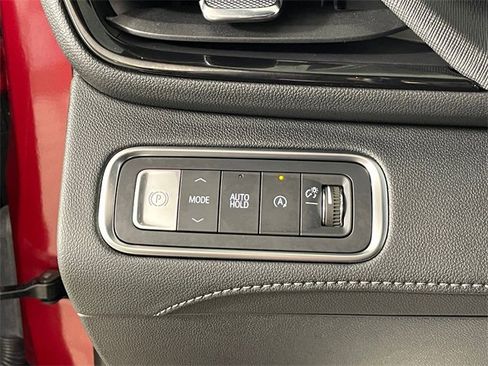 Used 2025 Buick Enclave Sport Touring w/ Super Cruise Package image 13