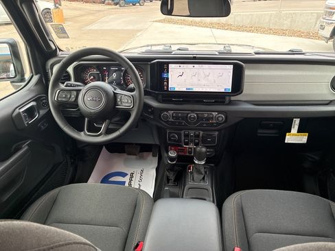 New 2026 Jeep Gladiator Sport image 20