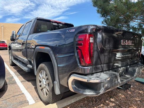 Used 2024 GMC Sierra 3500 SLT w/ SLT Premium Package AWD/4WD image 5