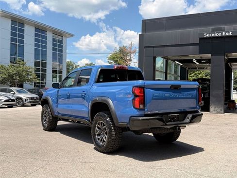 Used 2025 Chevrolet Colorado ZR2 AWD/4WD image 4