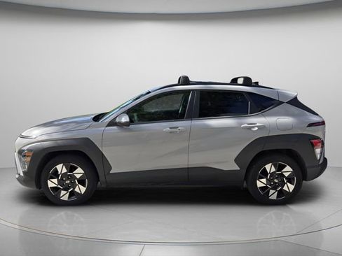 Used 2025 Hyundai Kona SEL image 5
