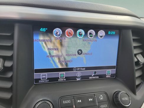 Used 2018 GMC Acadia SLT image 28