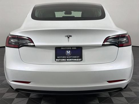 Used 2020 Tesla Model 3 Standard Range Plus RWD image 20