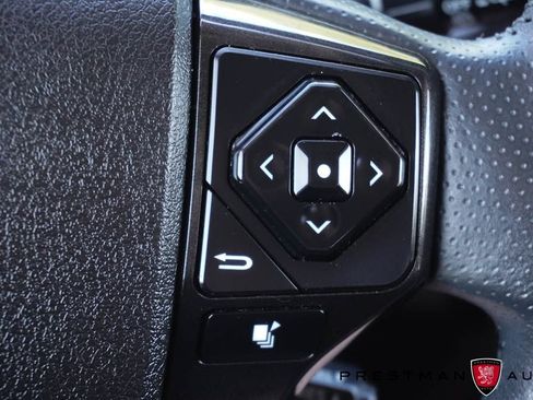 Used 2023 Toyota 4Runner TRD Off-Road Premium w/ Moonroof Package AWD/4WD image 30