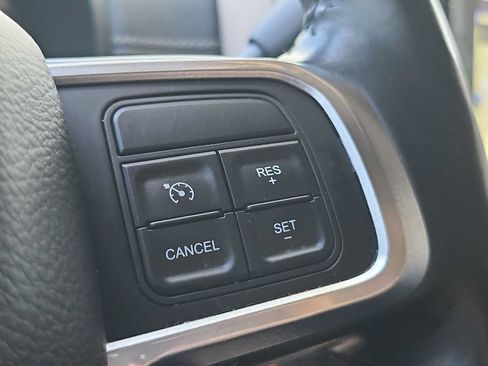 Used 2019 RAM 2500 Laramie AWD/4WD image 28