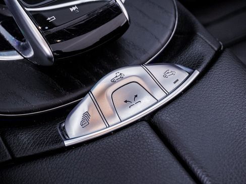 Used 2019 Mercedes-Benz E 450 4MATIC Cabriolet image 28