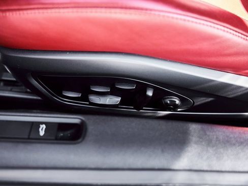 Used 2021 Porsche 911 Turbo S image 34