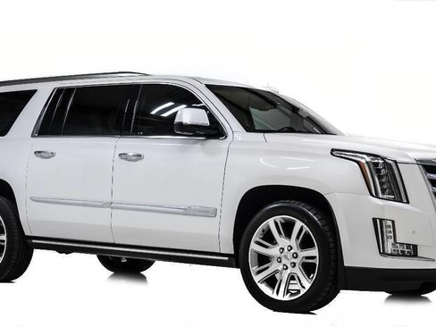 Used 2016 Cadillac Escalade ESV Premium image 1