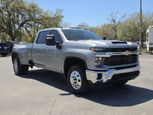 New 2026 Chevrolet Silverado 3500 LT AWD/4WD image 7