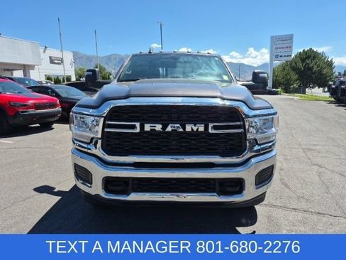 Used 2023 RAM 2500 Tradesman AWD/4WD image 2