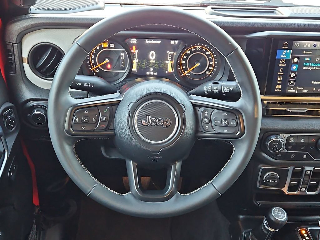 Used 2025 Jeep Wrangler Unlimited Sport AWD/4WD image 23