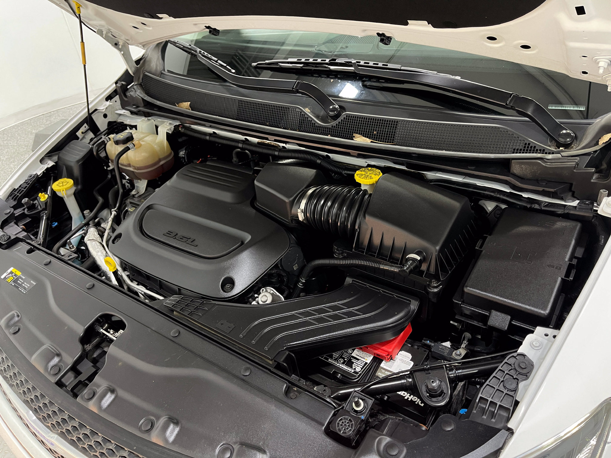 Used 2019 Chrysler Pacifica Touring-L FWD image 26
