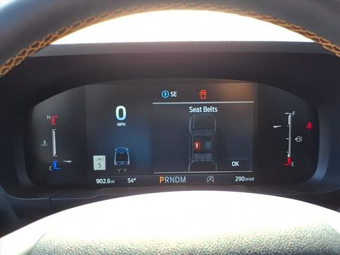 Used 2025 Ford Maverick Tremor image 18