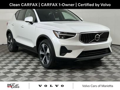 Used 2025 Volvo XC40 B5 Core