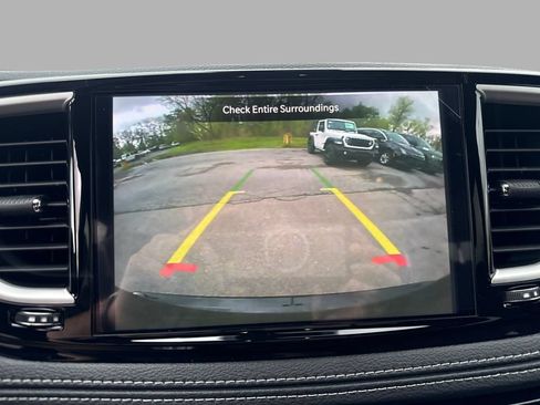 New 2027 Chrysler Pacifica Select FWD image 24