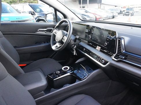 Used 2023 Kia Sportage LX image 26