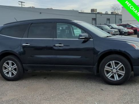 Used 2015 Chevrolet Traverse LT image 9