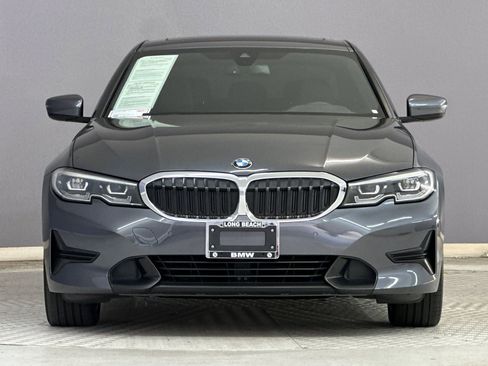 Used 2022 BMW 330i 330i w/ Driving Assistance Package image 5