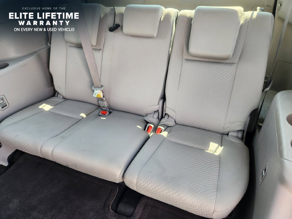 Used 2019 Toyota Highlander LE FWD image 29