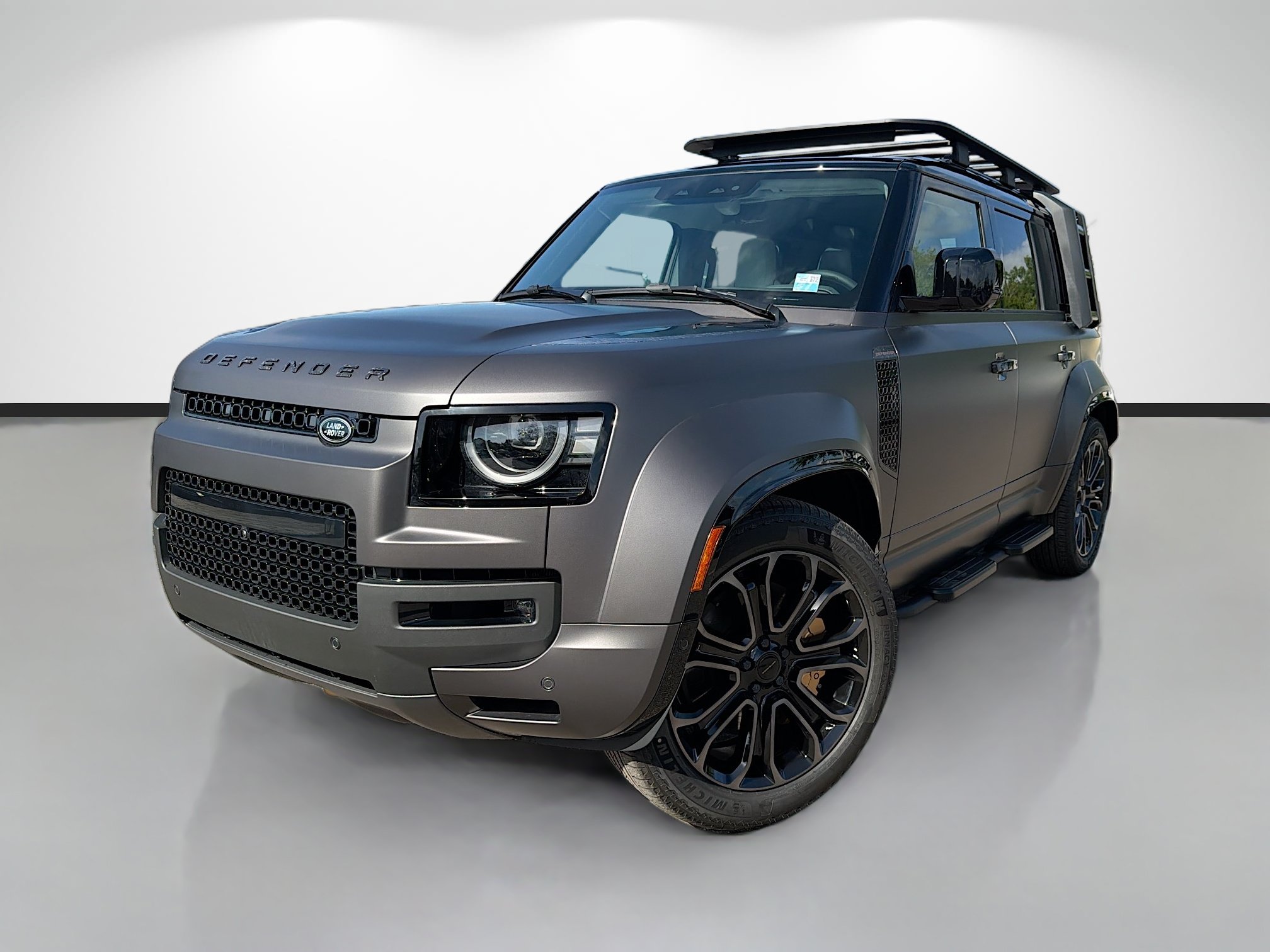 New 2026 Land Rover Defender 110 OCTA AWD/4WD image 1