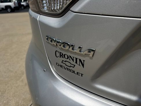 Used 2024 Toyota Corolla LE FWD image 9